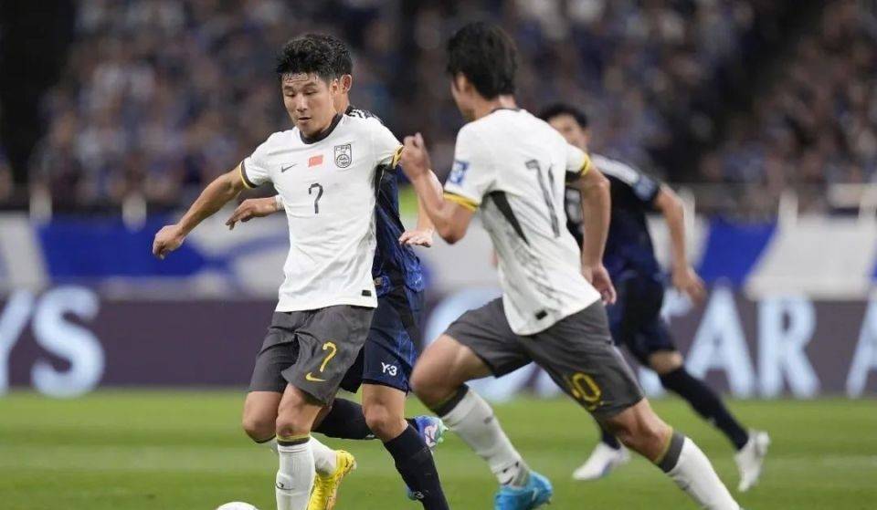 日本足球代表队在比赛中崭露头角