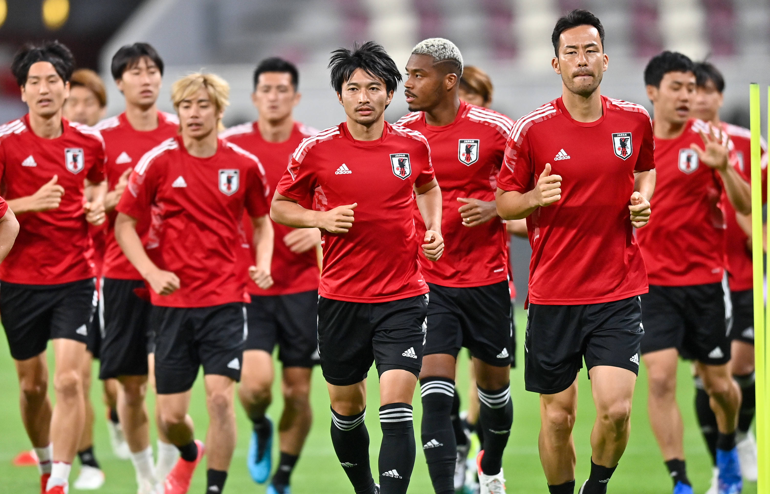 九游体育-日本队在国际足球赛事中获胜