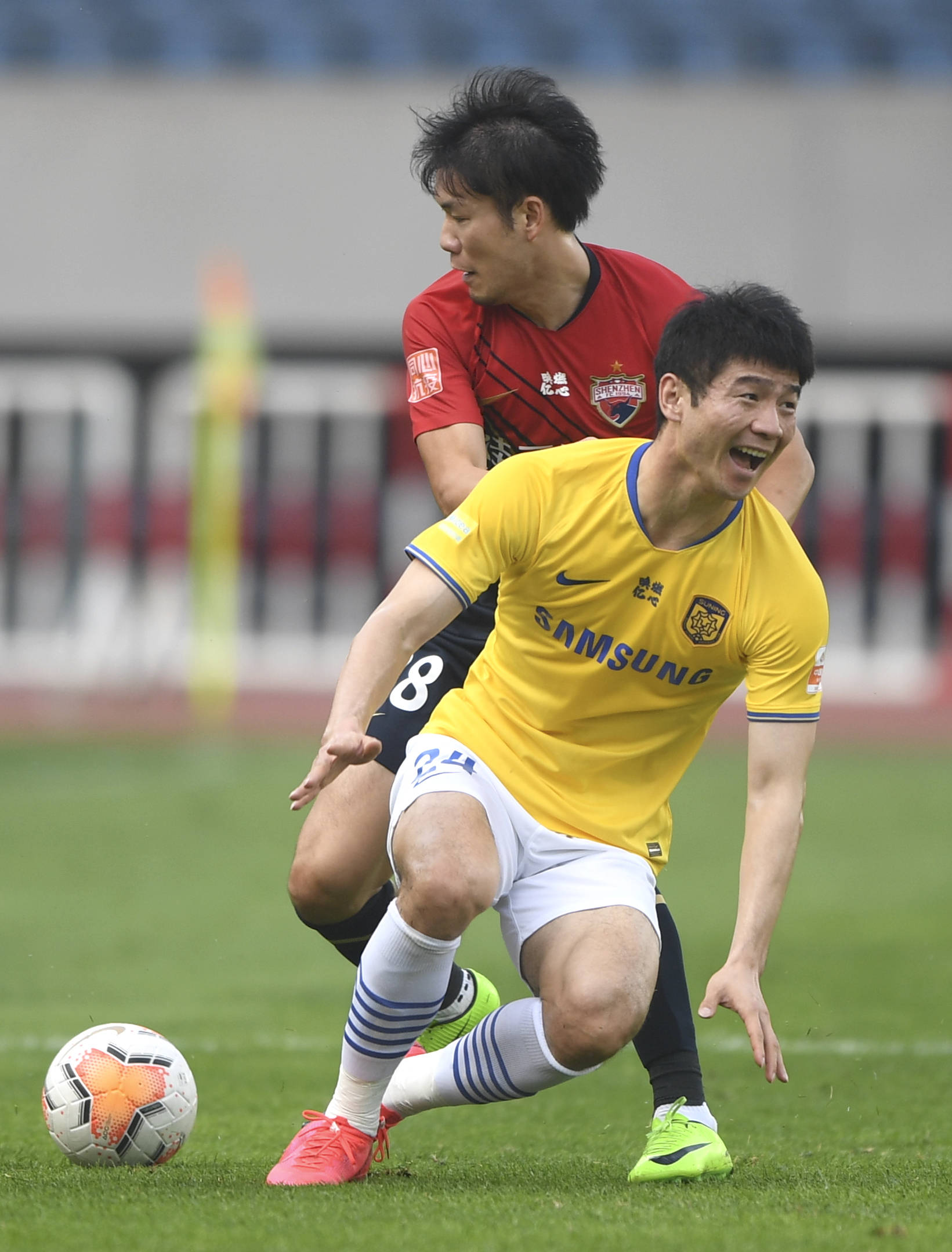 关于江苏苏宁主场击败深圳佳兆业的信息
