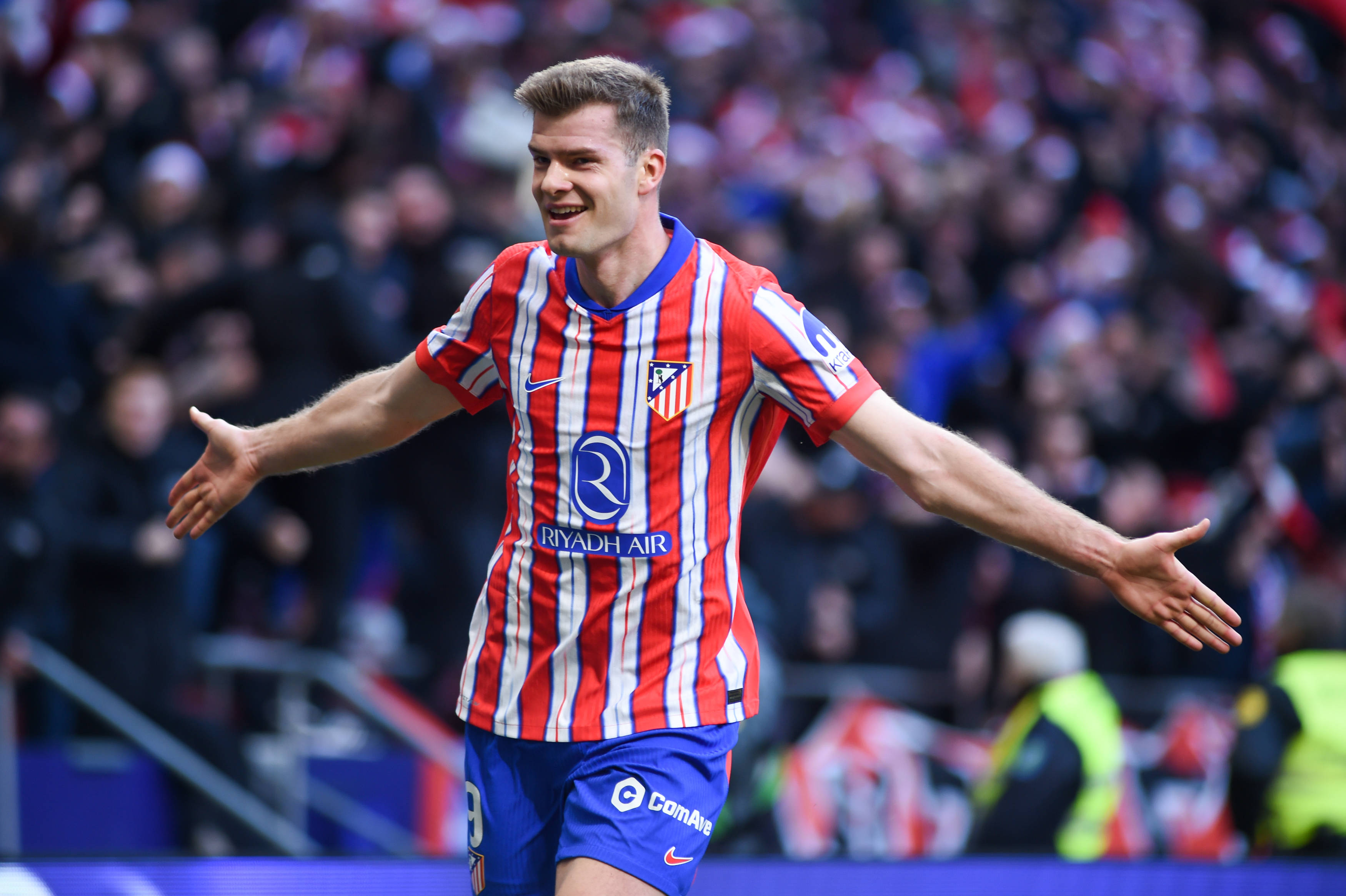 马竞主场不敌西汉姆联，遭受落败