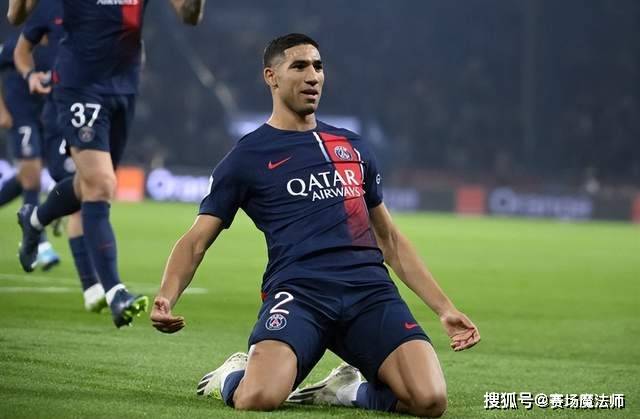 包含巴黎圣日耳曼客场大捷，夺取宝贵三分的词条