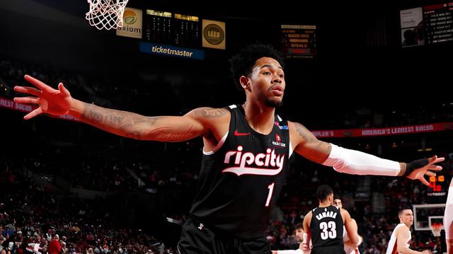 包含热火季后赛形势堪忧，需提振的词条