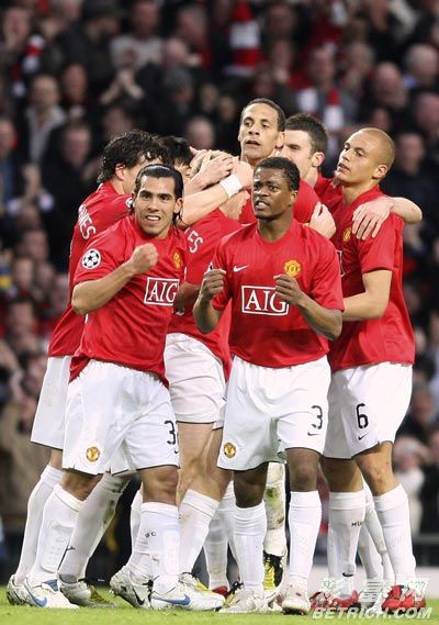 法国豪取胜利，向冠军发起冲击