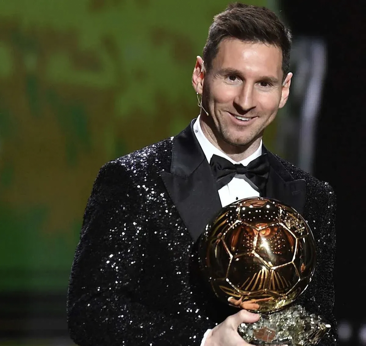 欧洲足坛巨星斩获人气最佳球员称号