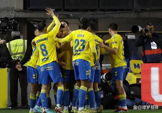 阿拉维斯客场惨败，连败三场