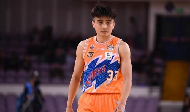 包含贵州男篮以雷厉风行，收获比赛胜利的词条