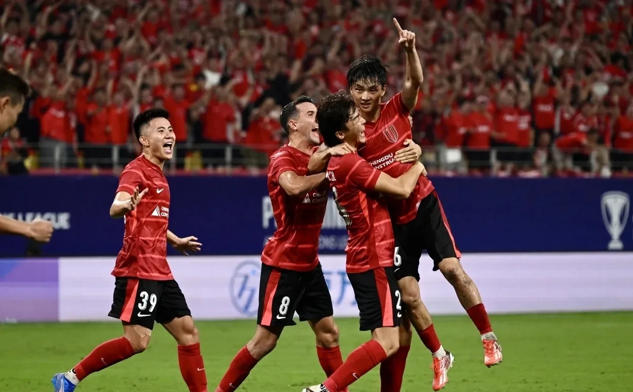 球队备战杯赛,实力对比受到热议 球队备战杯赛,实力对比受到热议