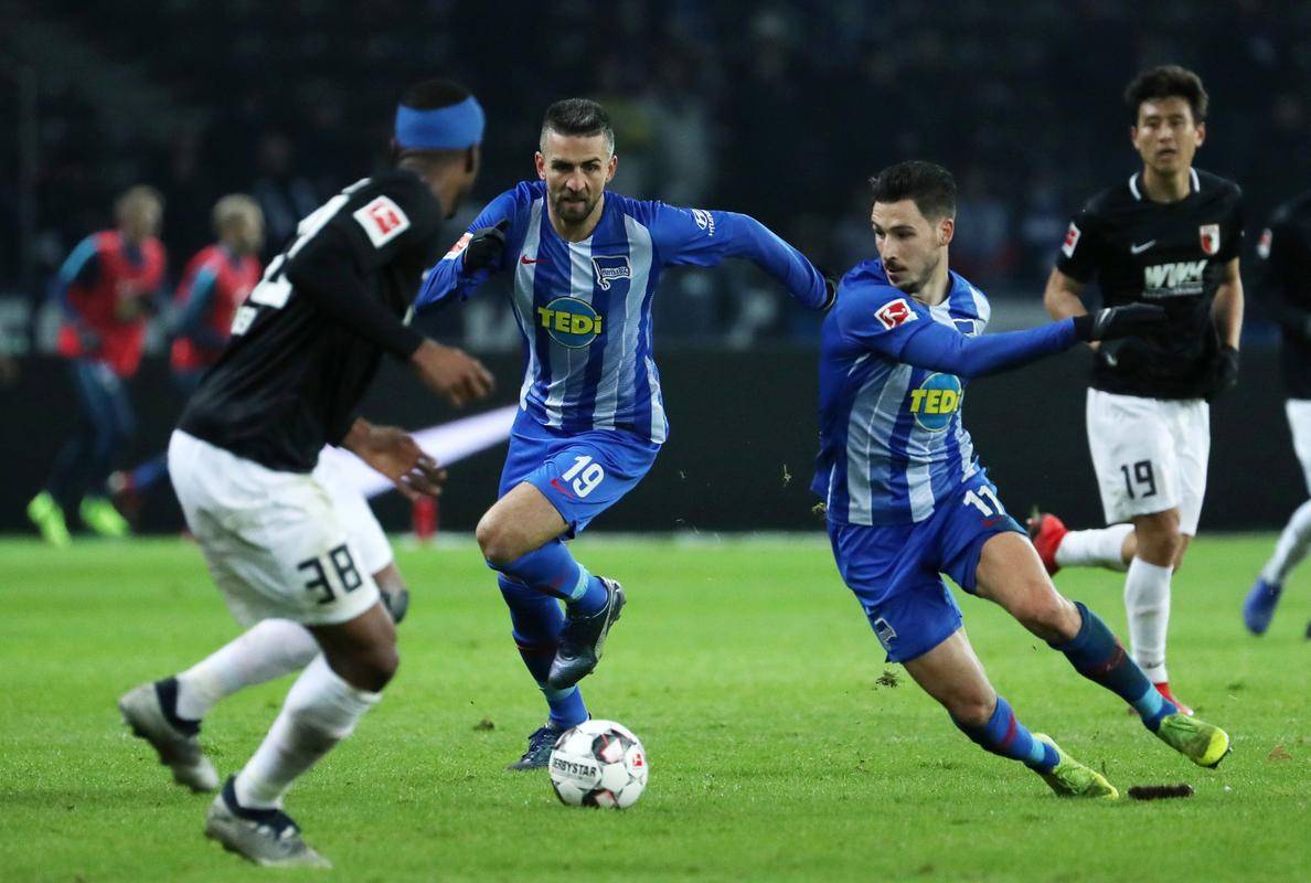 柏林赫塔迎来新帅，主场一分不让的简单介绍